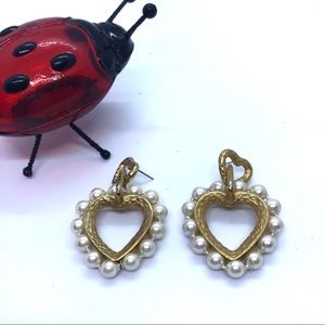 Vintage Heart Shaped faux pearl earrings